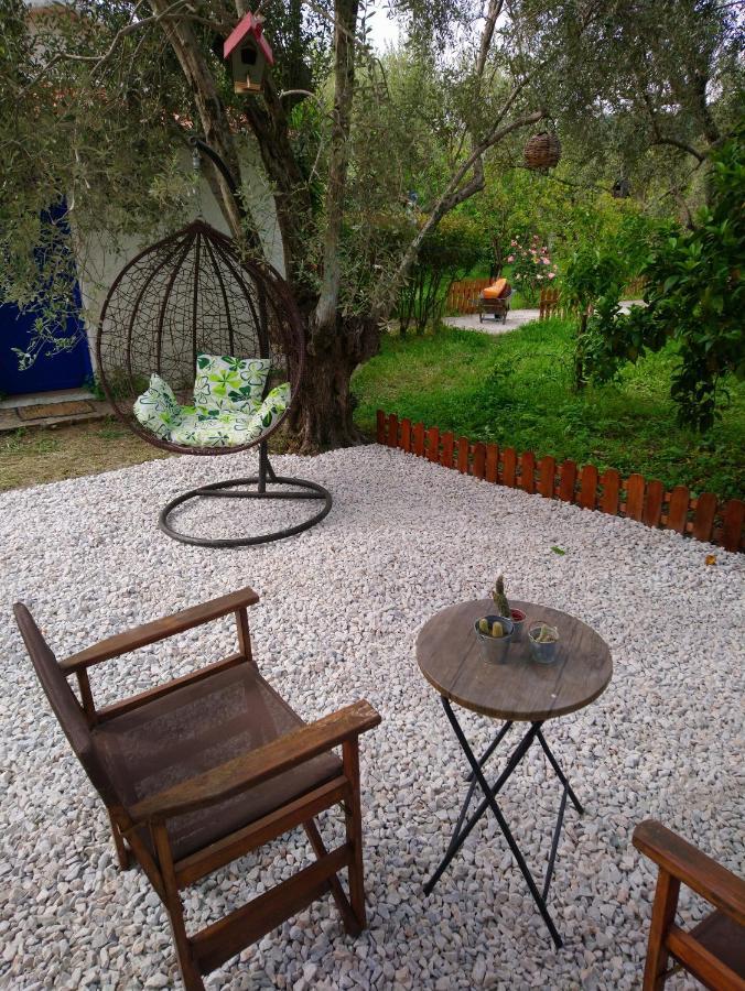 Sol'S Place Mytilene Exterior foto