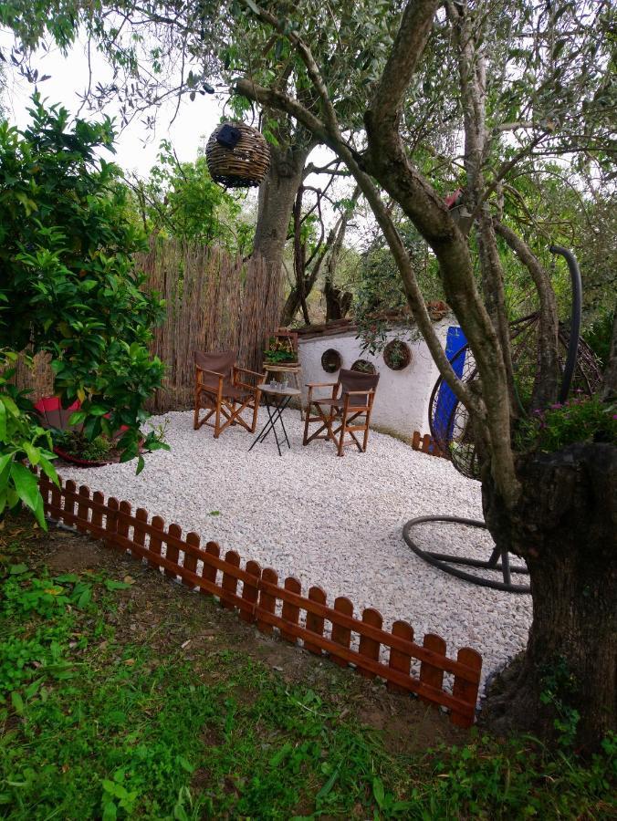Sol'S Place Mytilene Exterior foto